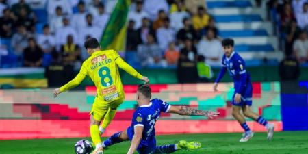 الخليج ينهي 4 أرقام قياسية لـ الهلال   - اليوم الإخباري