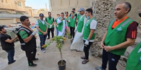 فيديو| 40 متطوعاً يزيلون 5 أطنان من النفايات من منزل تراثي بالقطيف - اليوم الإخباري