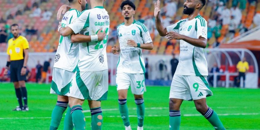 الأهلي يستعيد 3 لاعبين قبل مباراة الفيحاء في دوري روشـن - اليوم الإخباري