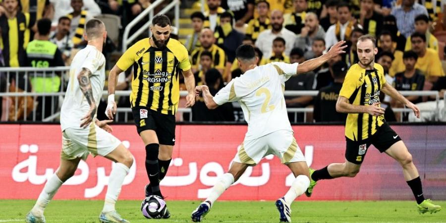 احصائيات الشوط الأول بين الاتحاد والنصر  - اليوم الإخباري