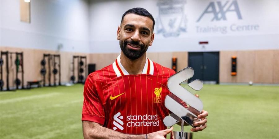 محمد صلاح يفوز بجائزة لاعب نوفمبر في ليفربول ويعترف: لقب الدوري الإنجليزي ليس سهلًا - اليوم الإخباري